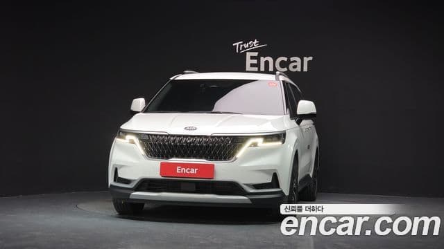 Kia Carnival 2021 — Фото 3/20