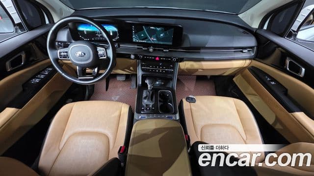 Kia Carnival 2021 — Фото 7/20