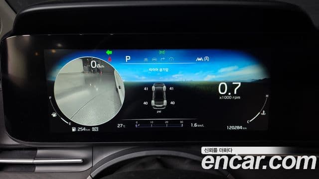 Kia Carnival 2021 — Фото 8/20