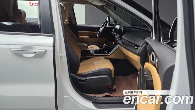 Kia Carnival 2021 — Фото 12/20