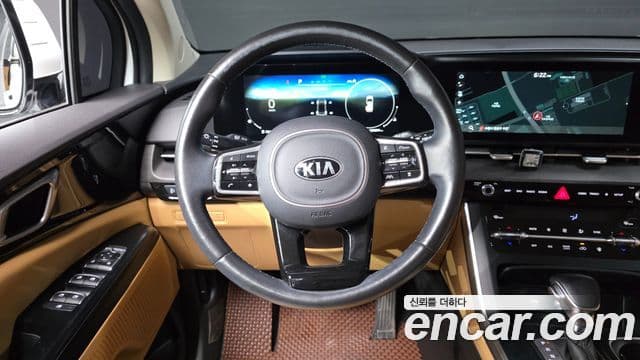 Kia Carnival 2021 — Фото 13/20