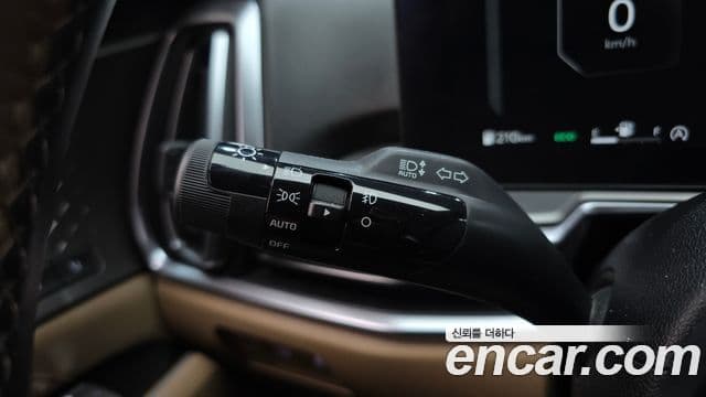Kia Sorento 2024 — Şəkil 18/20