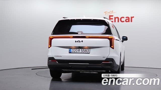 Kia Carnival 2025 — Şəkil 4/20