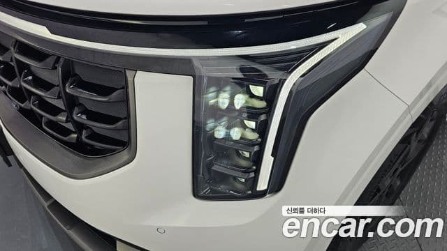 Kia Carnival 2025 — Photo 13/32