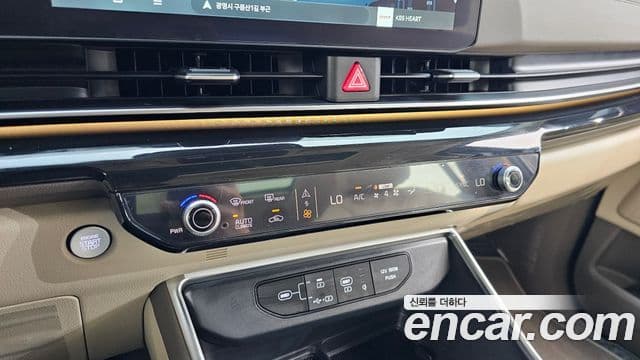 Kia Carnival 2025 — Photo 3/32