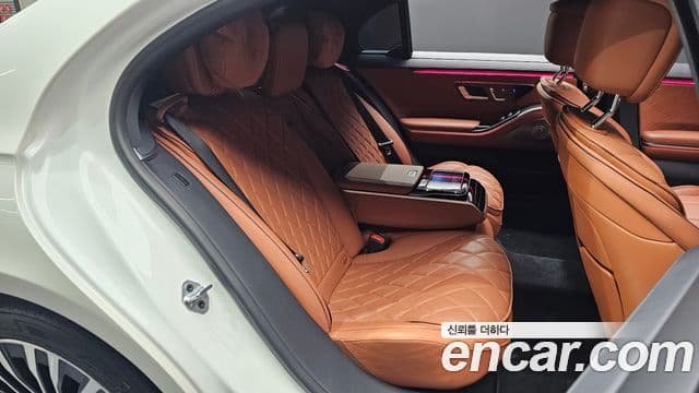 Mercedes-Benz S-Class 2022 — Фото 11/20