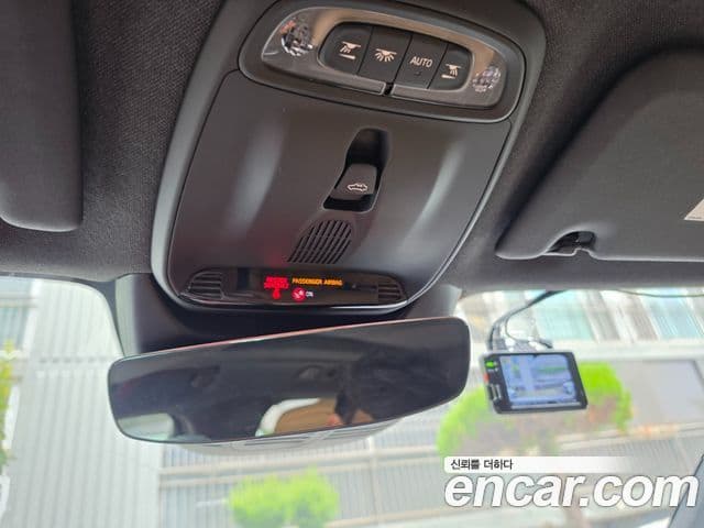 Volvo XC40 2021 — Şəkil 14/17