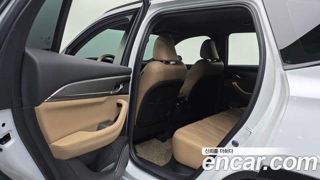 Renault Samsung Grand Koleos 2025 — Фото 16/20
