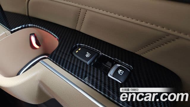 Kia Sorento 2023 — ფოტო 19/20