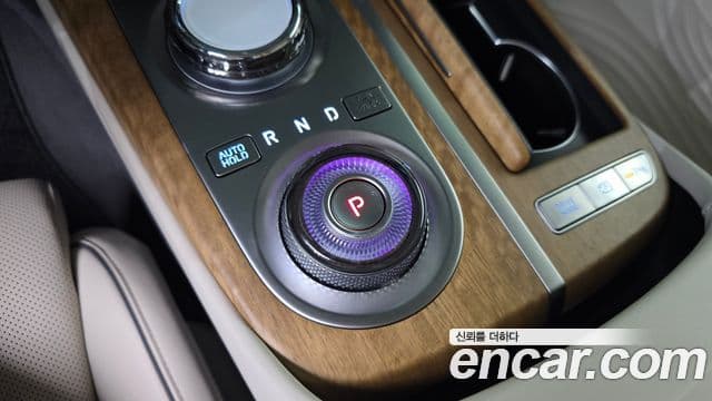 Genesis Electrified G80 2023 — ფოტო 9/20