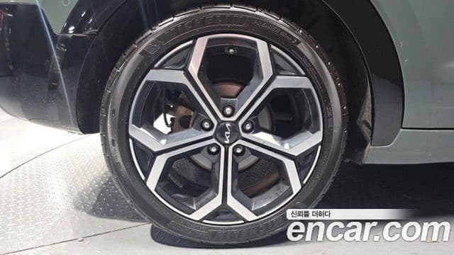 Kia Niro 2022 — фото 4 из 20