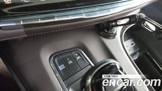 Cadillac Escalade 2023 — ფოტო 16/20