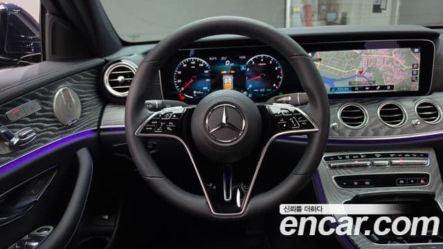 Mercedes-Benz E-Class 2023 — Şəkil 13/20