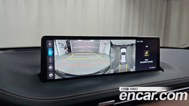 Genesis GV70 2022 — ფოტო 14/20