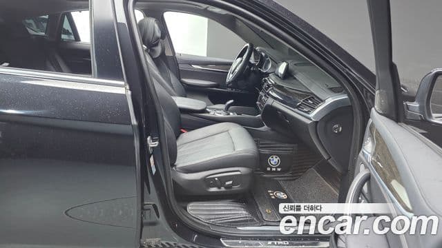 BMW X6 2018 — Şəkil 11/20