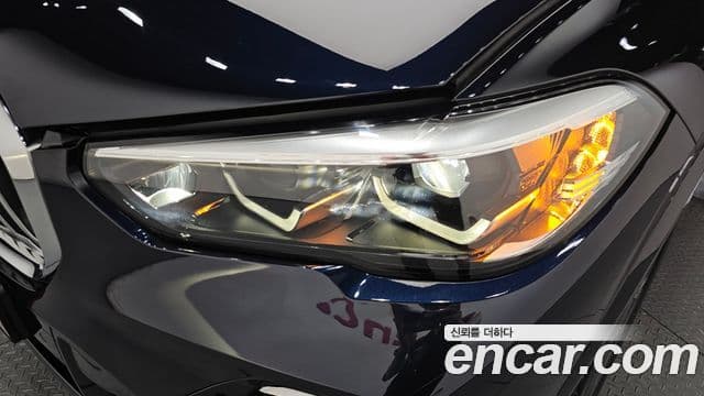 BMW X5 2019 — Photo 31/33