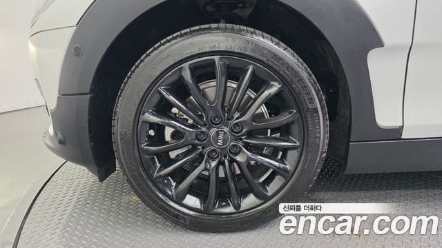 Mini Cooper Clubman 2023 — Şəkil 5/20