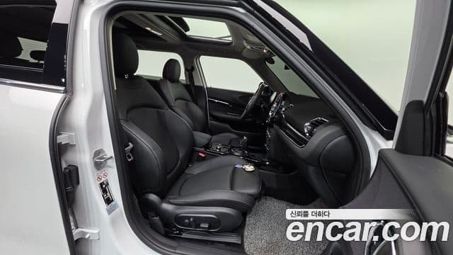Mini Cooper Clubman 2023 — Şəkil 10/20