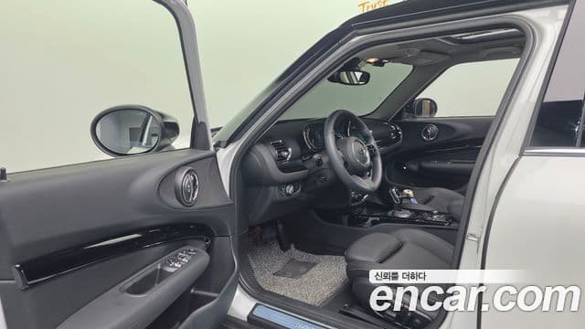 Mini Cooper Clubman 2023 — Şəkil 12/20