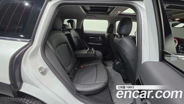 Mini Cooper Clubman 2023 — Şəkil 19/20