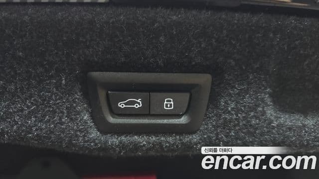 BMW 5 Series 2025 — Photo 4/31