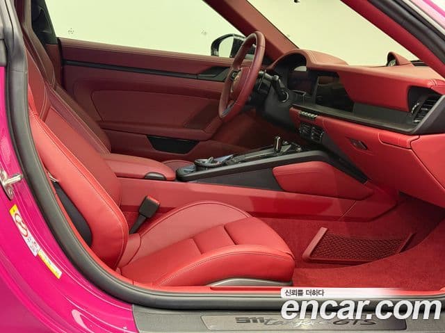 Porsche 911 2025 — Şəkil 8/20