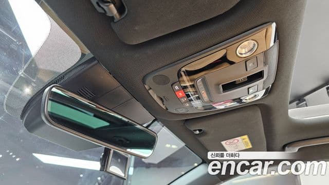 Kia Sorento 2022 — Şəkil 25/31