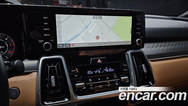Kia Sorento 2022 — Şəkil 13/31