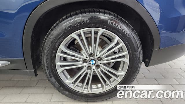 BMW X3 2020 — Photo 18/32