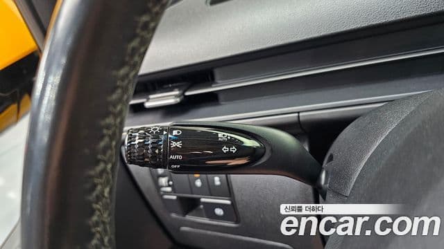 Hyundai Staria 2022 — ფოტო 17/20