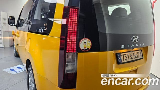 Hyundai Staria 2022 — ფოტო 24/30