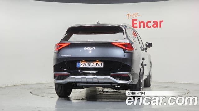 Kia Sportage 2022 — ფოტო 4/20