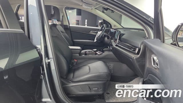 Kia Sportage 2022 — ფოტო 11/20