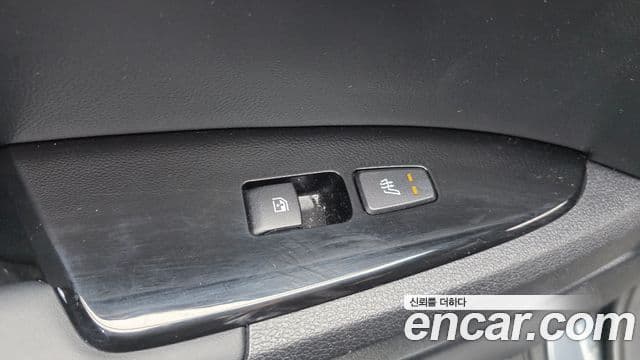Kia Sportage 2022 — ფოტო 19/20