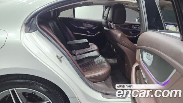 Mercedes-Benz CLS-Class 2020 — ფოტო 11/20