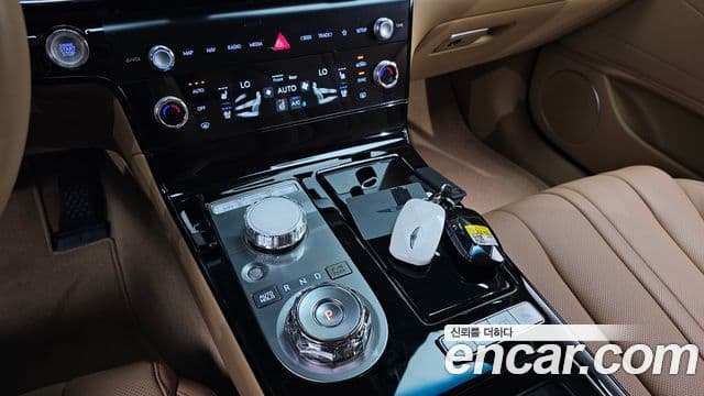 Genesis Electrified G80 2024 — ფოტო 8/20