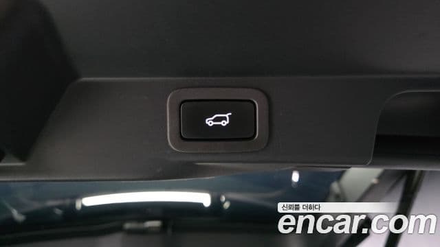 Land Rover Range Rover Sport 2022 — Photo 12/33
