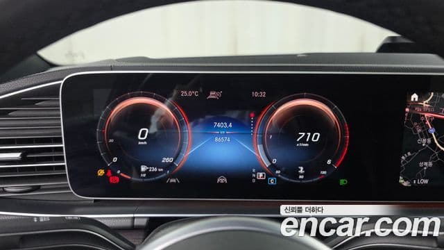 Mercedes-Benz GLE-Class 2021 — Фото 8/20