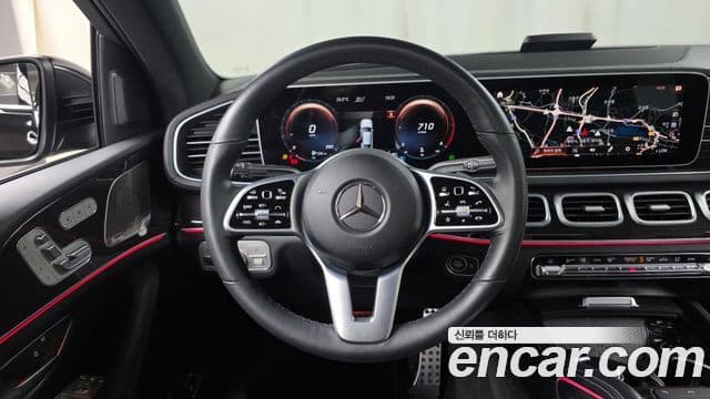 Mercedes-Benz GLE-Class 2021 — Фото 13/20