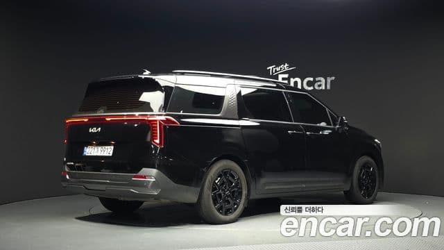 Kia Carnival 2025 — ფოტო 2/20