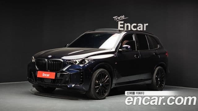 BMW X5 2025 — Фото 1/20