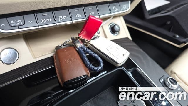 Audi Q5 2023 — ფოტო 36/40