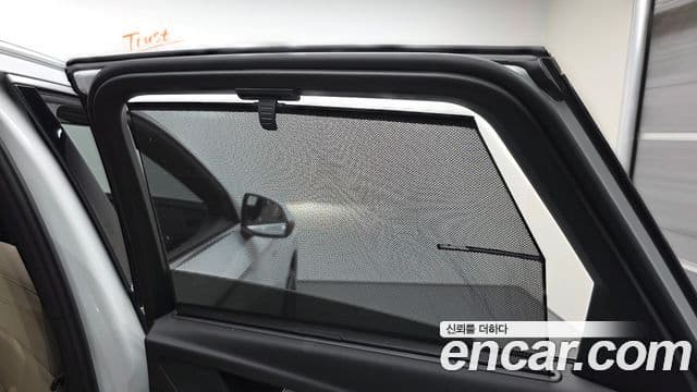 Audi Q5 2023 — ფოტო 32/40