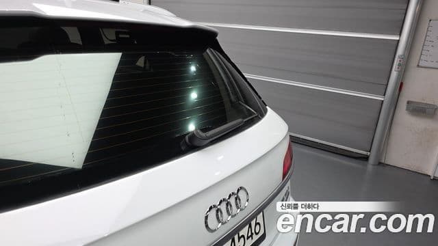 Audi Q5 2023 — ფოტო 9/40