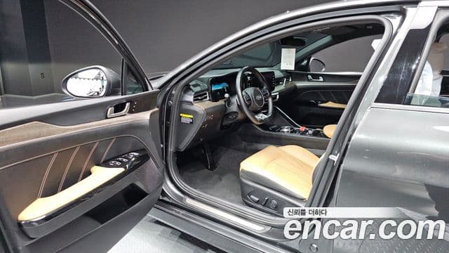 Kia K5 2020 — ფოტო 10/20