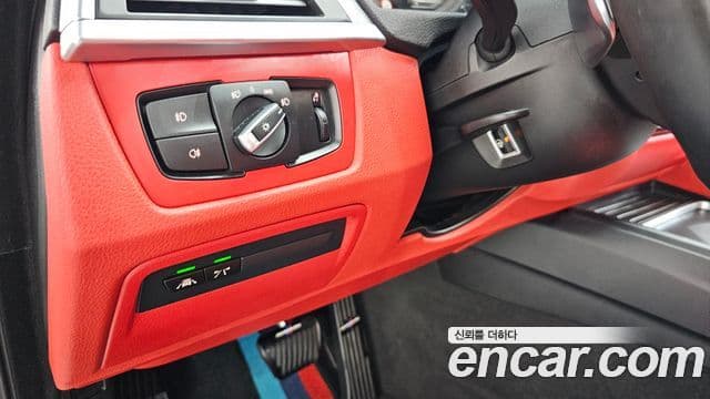 BMW 4 Series 2018 — Şəkil 18/20