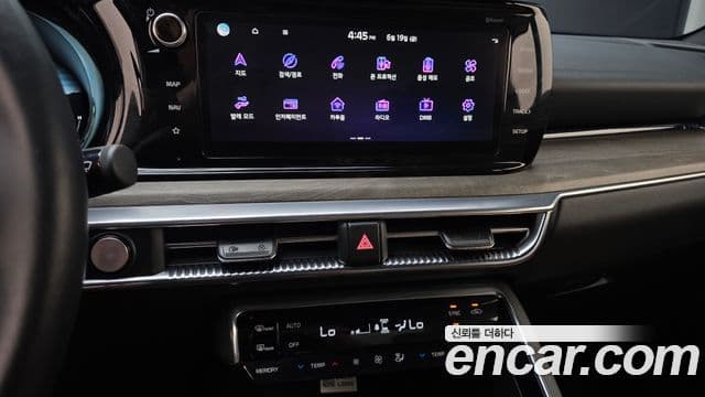 Kia K5 2023 — ფოტო 14/20
