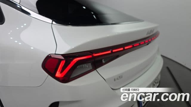 Kia K5 2023 — Photo 20/32