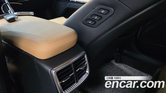 Kia K5 2023 — Photo 25/32