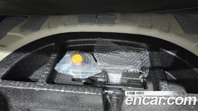 Kia K5 2023 — Photo 6/32